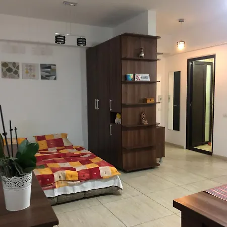 Aparthotel 610 *